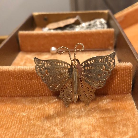 Vintage Gold Butterfly Brooch - Picture 1 of 8